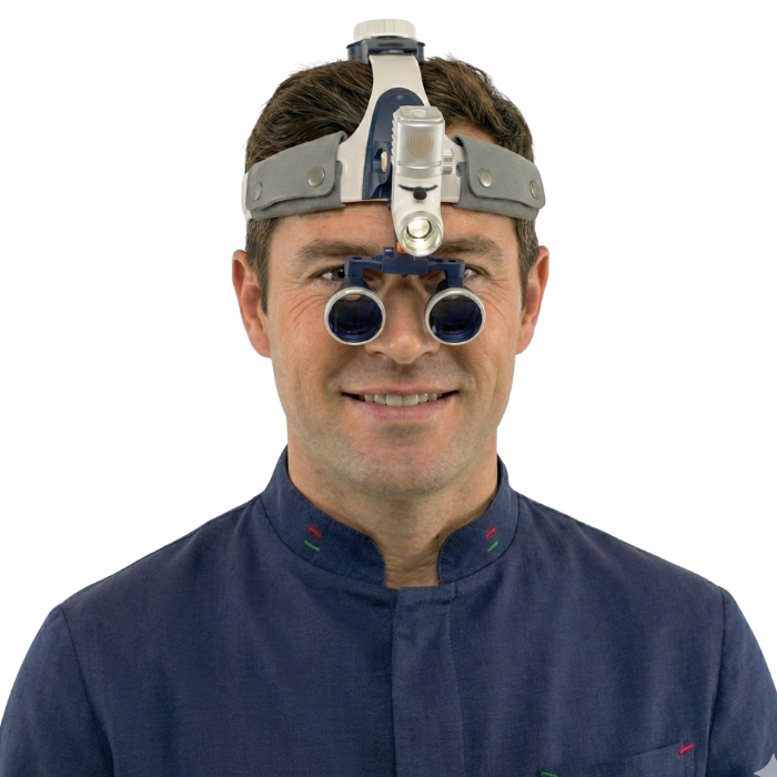 PRO MAX Surgical Loupe with 2.5x/3.5x Lenses and Powerful 80,000 Lumens Headlight – Special Offer